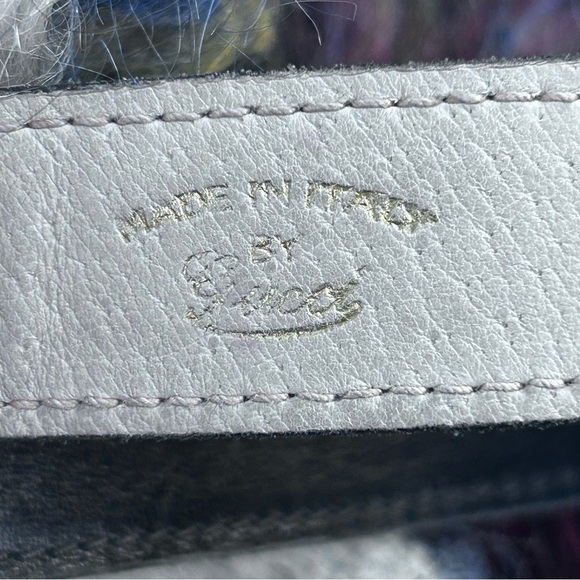 Vintage Gucci Gold Buckle & Black Leather Gucci Belt | Made in Italy | Size 36 - Picture 7 of 12